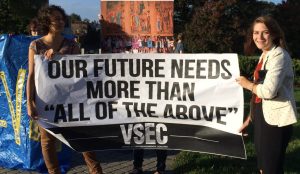 Students protesting the new state motto.